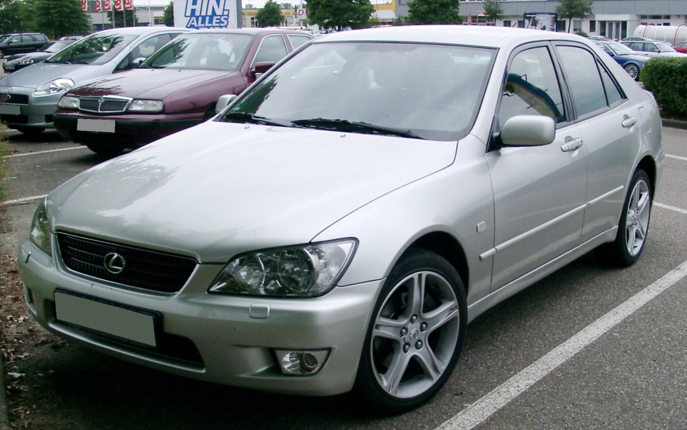 Lexus IS