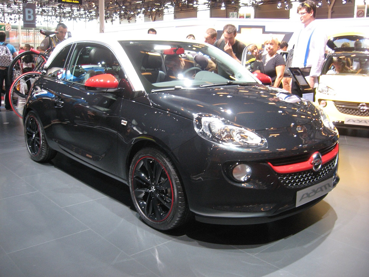 Opel Adam