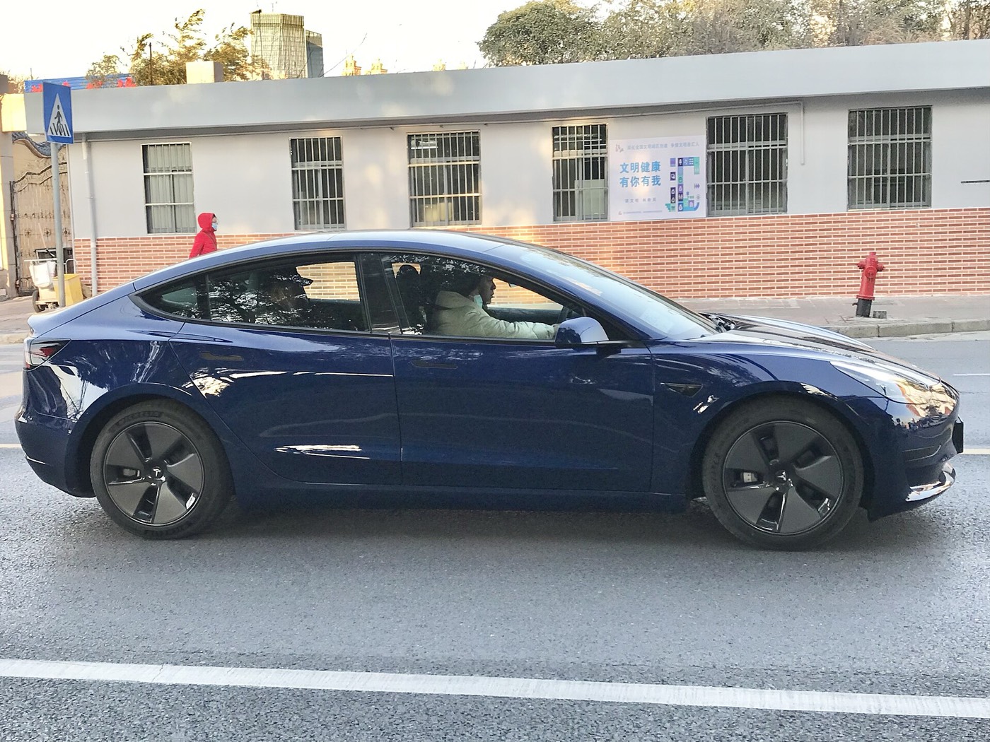 Tesla Model 3 (2018-)